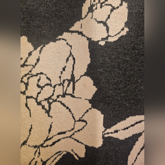 Calvin Klein Sweater Dress- Charcoal With Light Pink Floral Pattern- Small - Picture 2 of 7